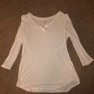 White 3/4 length shirt